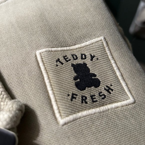 NEW with Tags - Teddy Fresh - Classic Pigment Dye Zip Hoodie - Picture 5 of 6